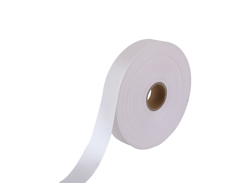 Pearlescent polyester coated tape
